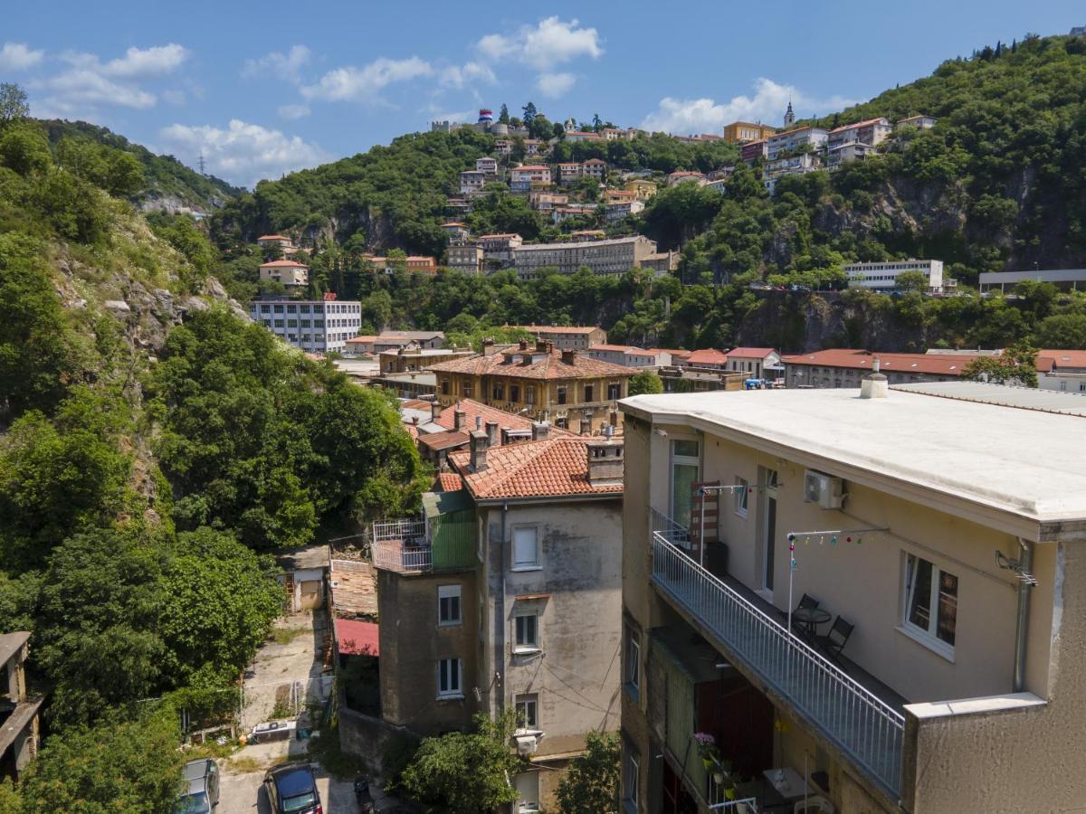 Stunning Apartment In Quiet Street Near Center With Free Parking 4 Floor Риека Экстерьер фото